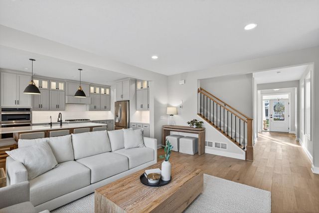 5331 Scenic Loop Run, Victoria, MN 55318