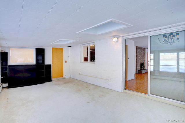 5 Steinway Court, Suffern, NY 10901