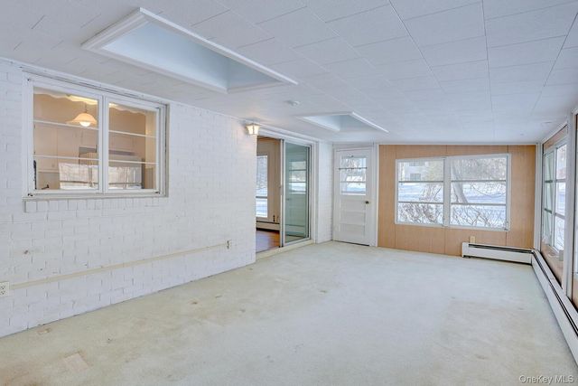 5 Steinway Court, Suffern, NY 10901