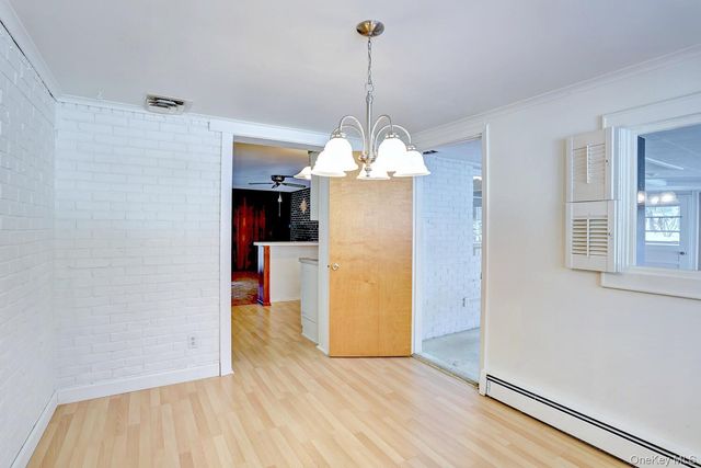 5 Steinway Court, Suffern, NY 10901