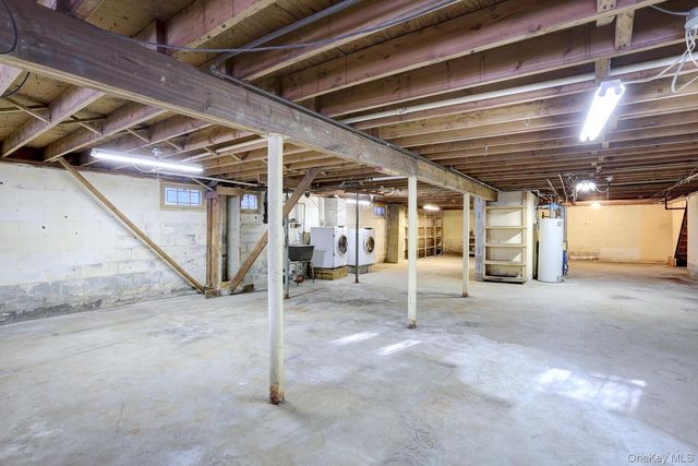 5 Steinway Court, Suffern, NY 10901