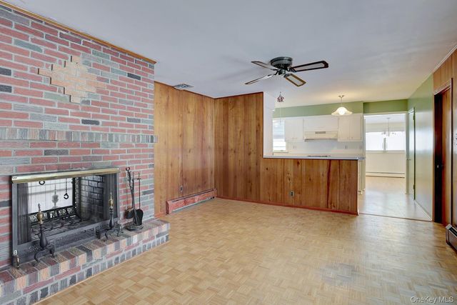 5 Steinway Court, Suffern, NY 10901