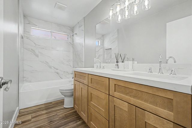 2919 E WOODLAND Drive, Phoenix, AZ 85048
