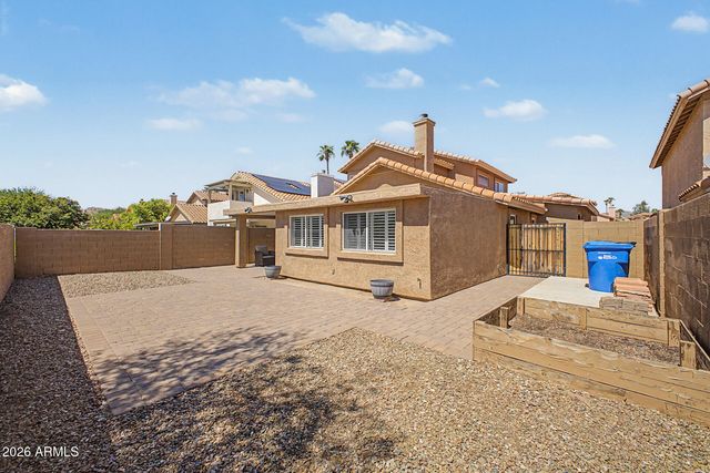 2919 E WOODLAND Drive, Phoenix, AZ 85048