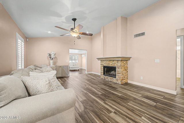 2919 E WOODLAND Drive, Phoenix, AZ 85048