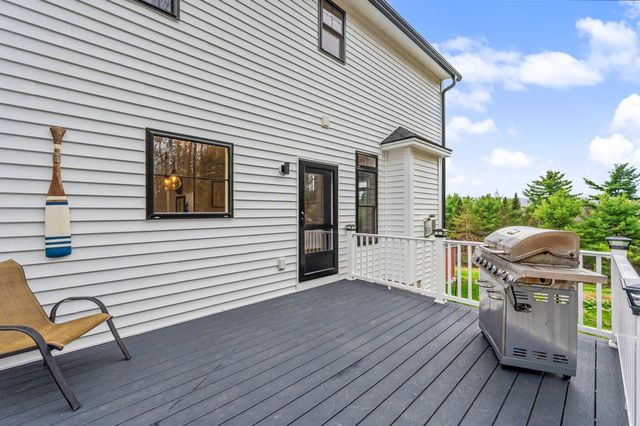 11 Hillside Drive, New Ipswich, NH 03071