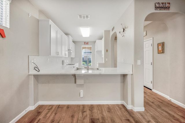 4626 W Javier Way, Fresno, CA 93722