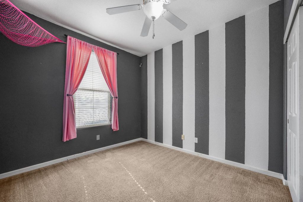 Image 17 of property listing at 4626 W Javier Way, Fresno, CA 93722