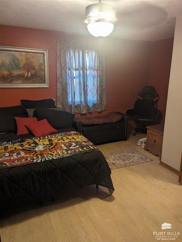 5720 Elbo View Dr., Manhattan, KS 66502