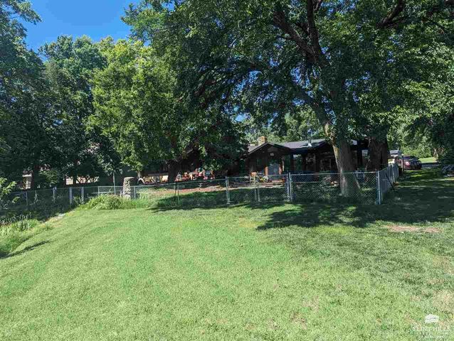 5720 Elbo View Dr., Manhattan, KS 66502
