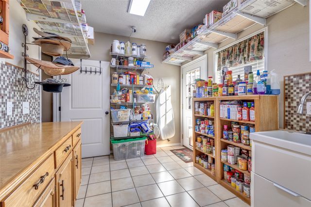 963 County Road 1340, Chico, TX 76431