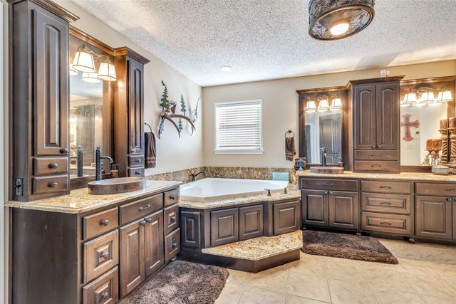 963 County Road 1340, Chico, TX 76431