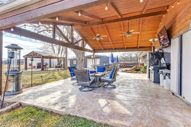 963 County Road 1340, Chico, TX 76431