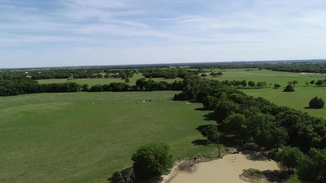 963 County Road 1340, Chico, TX 76431