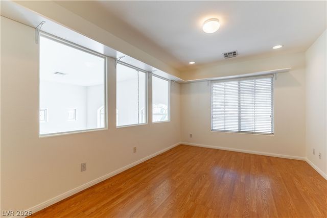 8700 Wild Diamond Avenue, Las Vegas, NV 89143