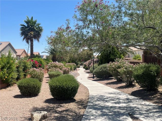 8700 Wild Diamond Avenue, Las Vegas, NV 89143