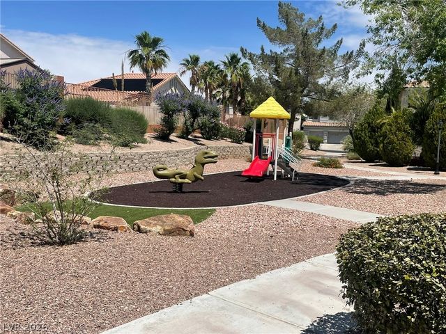 8700 Wild Diamond Avenue, Las Vegas, NV 89143