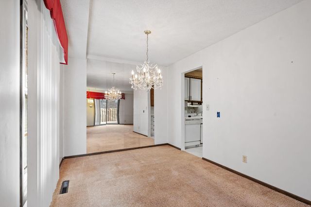 2409 Unity Avenue N, Golden Valley, MN 55422