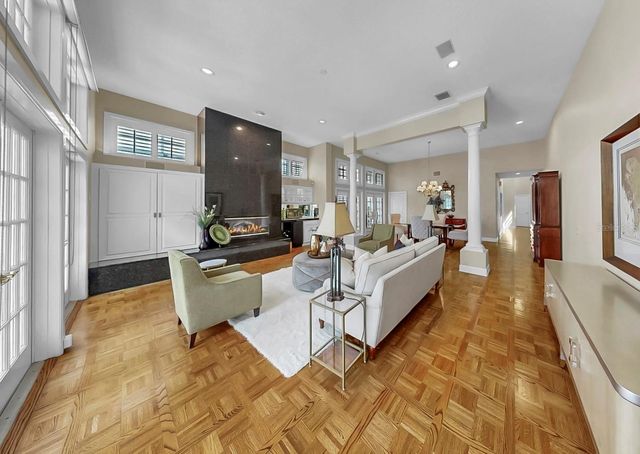 4945 BAYSHORE BOULEVARD 4945, Tampa, FL 33611