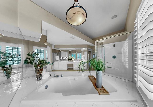 4945 BAYSHORE BOULEVARD 4945, Tampa, FL 33611