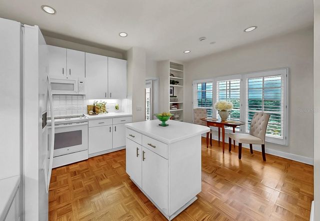 4945 BAYSHORE BOULEVARD 4945, Tampa, FL 33611