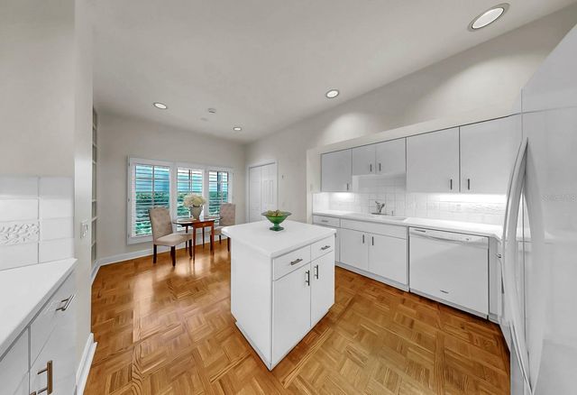 4945 BAYSHORE BOULEVARD 4945, Tampa, FL 33611