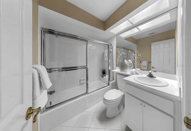 4945 BAYSHORE BOULEVARD 4945, Tampa, FL 33611