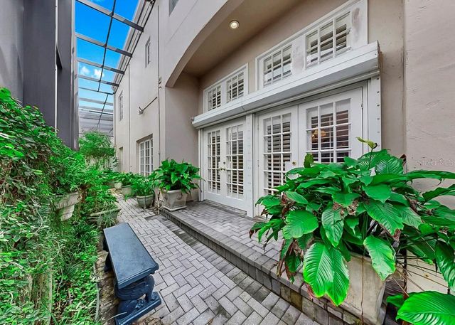 4945 BAYSHORE BOULEVARD 4945, Tampa, FL 33611