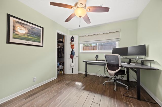 5334 Saxon Drive, Houston, TX 77092
