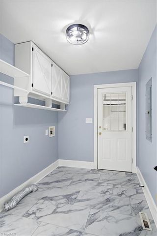 156 Cedar Bluff Court, Thomasville, NC 27360