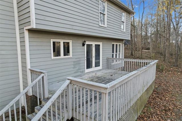 156 Cedar Bluff Court, Thomasville, NC 27360