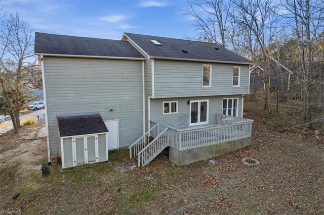 156 Cedar Bluff Court, Thomasville, NC 27360