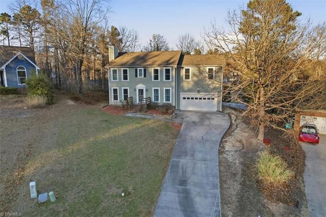 156 Cedar Bluff Court, Thomasville, NC 27360