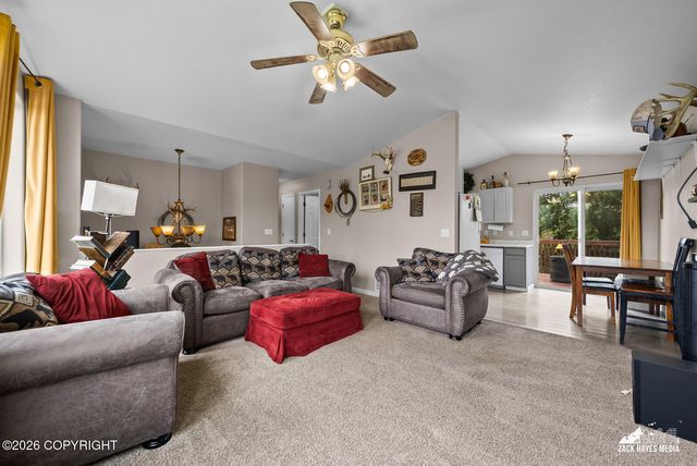 11706 E Jenny Circle, Palmer, AK 99645