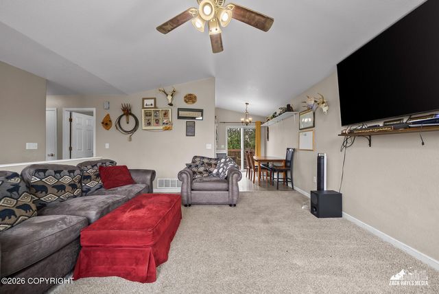 11706 E Jenny Circle, Palmer, AK 99645