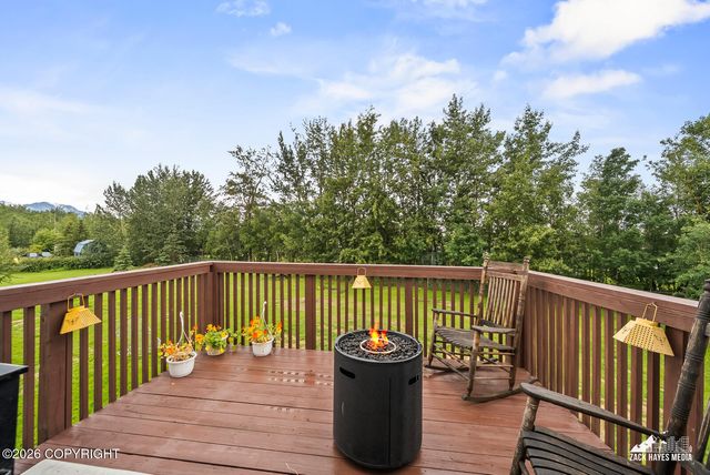11706 E Jenny Circle, Palmer, AK 99645