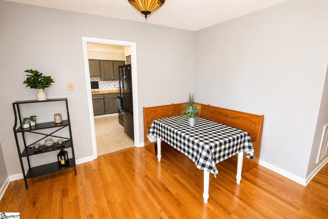 150 Greenway Drive, Cowpens, SC 29330
