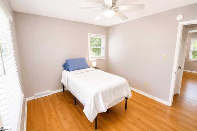 150 Greenway Drive, Cowpens, SC 29330
