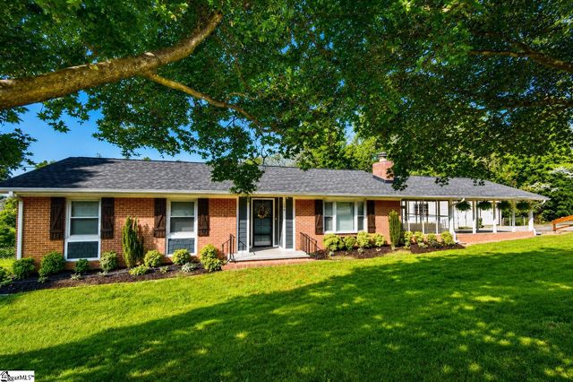 150 Greenway Drive, Cowpens, SC 29330