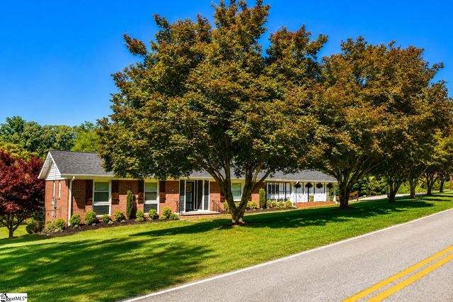 150 Greenway Drive, Cowpens, SC 29330