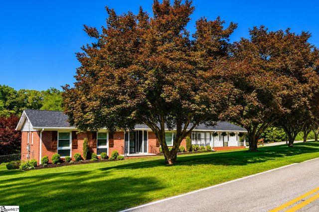 150 Greenway Drive, Cowpens, SC 29330