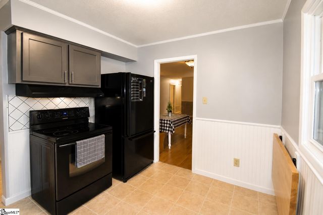 150 Greenway Drive, Cowpens, SC 29330