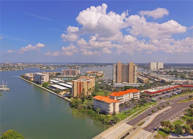 7425 BAY ISLAND DRIVE S 103, South Pasadena, FL 33707