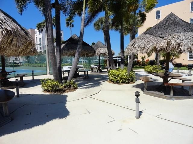 7425 BAY ISLAND DRIVE S 103, South Pasadena, FL 33707