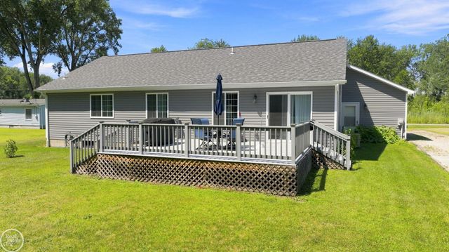 9475 Folkert Road, Clay Twp, MI 48001