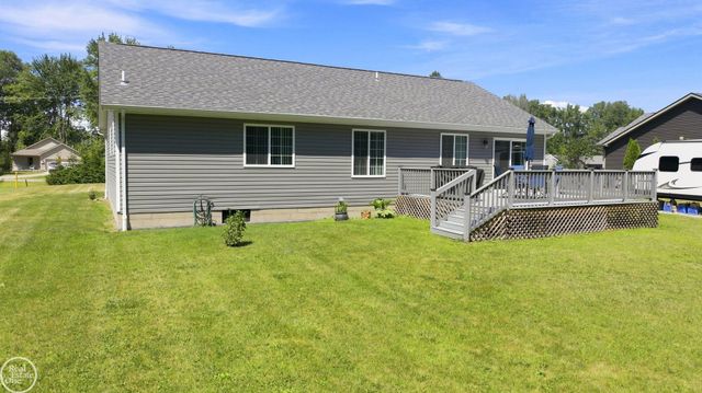 9475 Folkert Road, Clay Twp, MI 48001