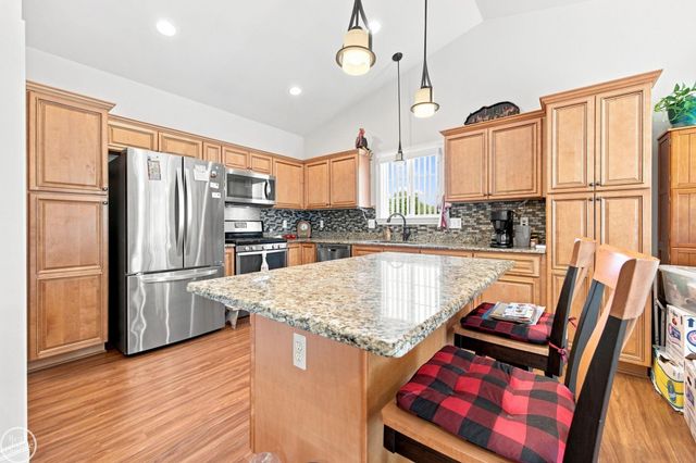 9475 Folkert Road, Clay Twp, MI 48001