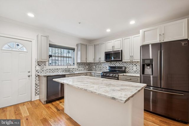 1710 W SEYBERT ST, Philadelphia, PA 19121