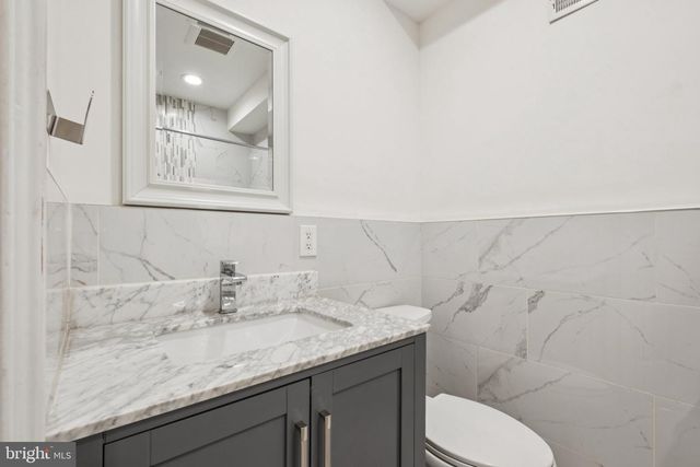 1710 W SEYBERT ST, Philadelphia, PA 19121