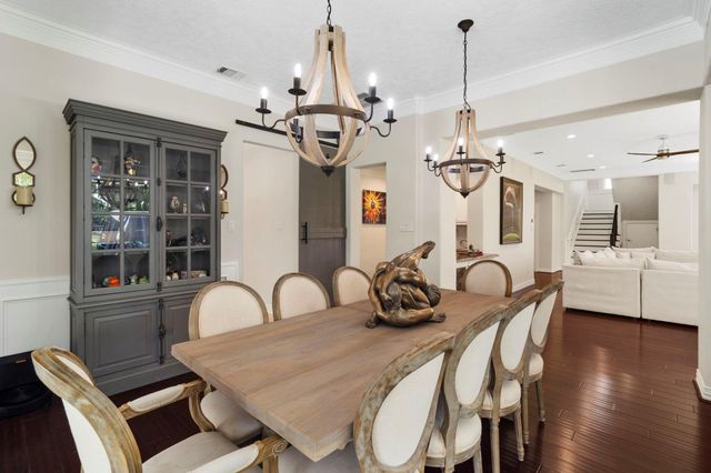 9 Charleston Street S, Sugar Land, TX 77478